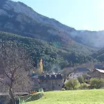 Hétvégi ház Pallaruelo Saravillo